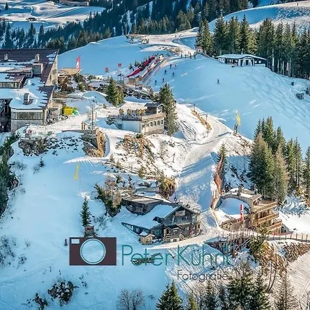 Hocheckhuette On Of The Hahnenkamm Mountain Penzion *