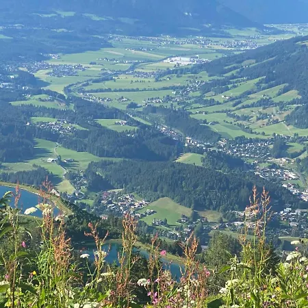 Hocheckhuette On Of The Hahnenkamm Mountain Penzion Kitzbühel