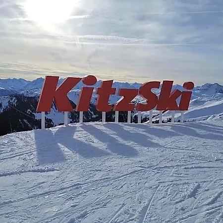 宾馆 Hocheckhuette On Of The Hahnenkamm Mountain