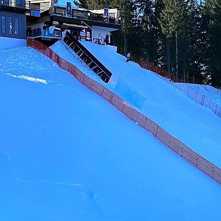 Hocheckhuette On Of The Hahnenkamm Mountain Inn Kitzbuhel