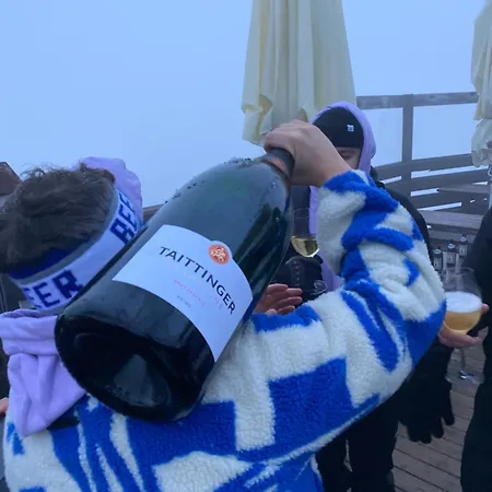 여관 Hocheckhuette On Of The Hahnenkamm Mountain 키츠부헬