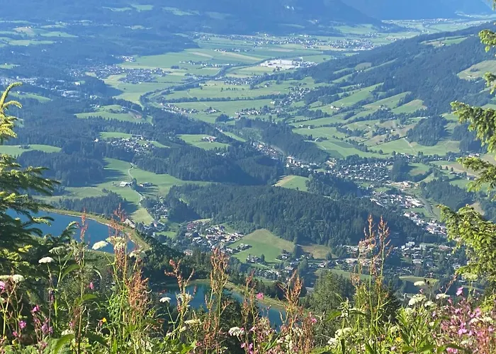 Hocheckhuette On Of The Hahnenkamm Mountain Värdshus Kitzbühel
