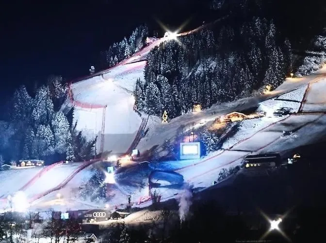 Hocheckhuette On Of The Hahnenkamm Mountain * Kitzbühel